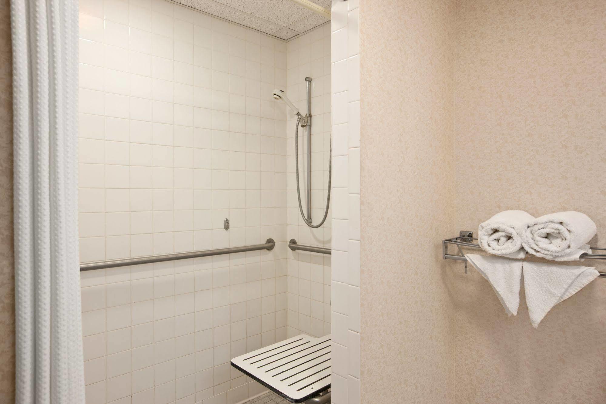 La Casa & Suites-middleboro 2*